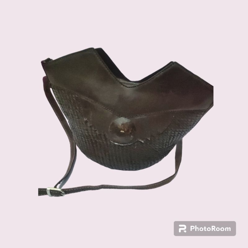Tas pl preloved kulit anyaman