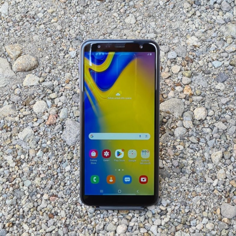 SAMSUNG GALAXY J6 PLUS RAM 3/32 SECOND NORMAL NORMAL MURAH SIAP PAKAI