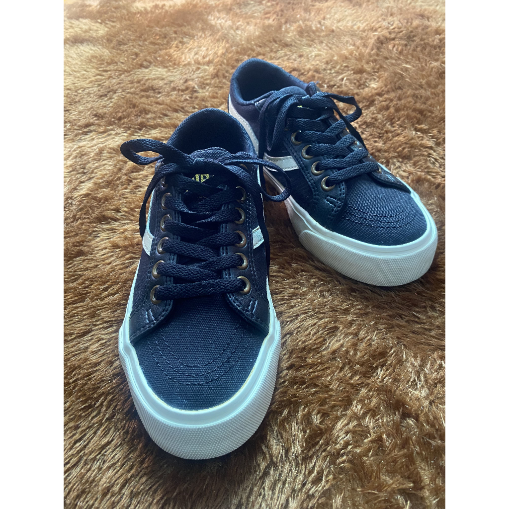 (Preloved) Ventela Republic Low Black Natural (Uk. 37)