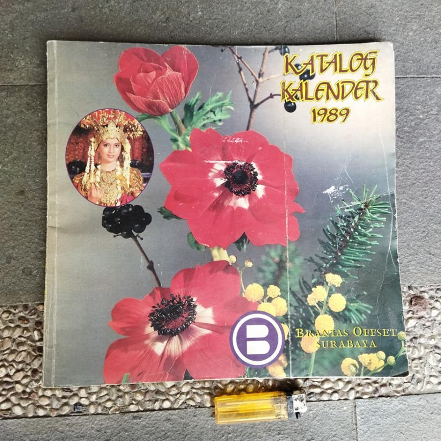 Buku Katalog Kalender tahun 1989