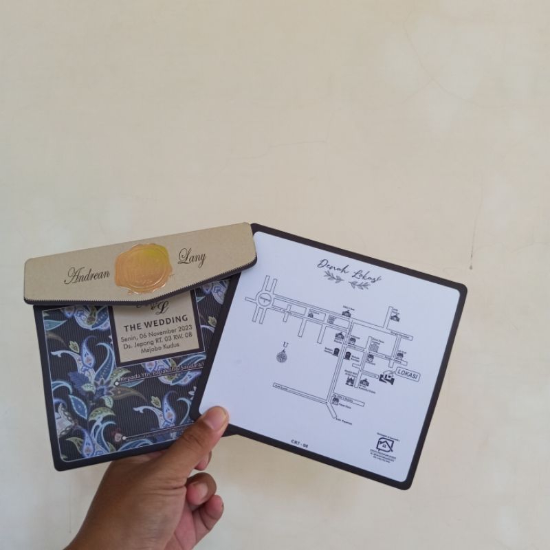 

Undangan Cetak Murah (CR7- 08)