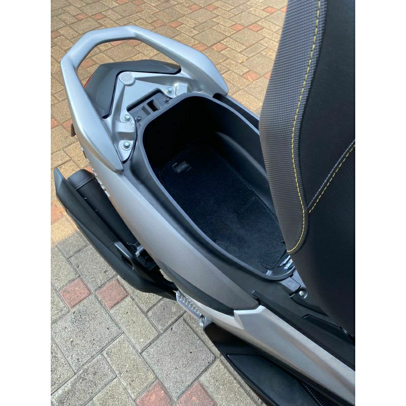 MOTOMAT Karpet Bagasi Yamaha Nmax Connected & Nmax Old(2017-2019) Anti Panas (bukan karpet mie)
