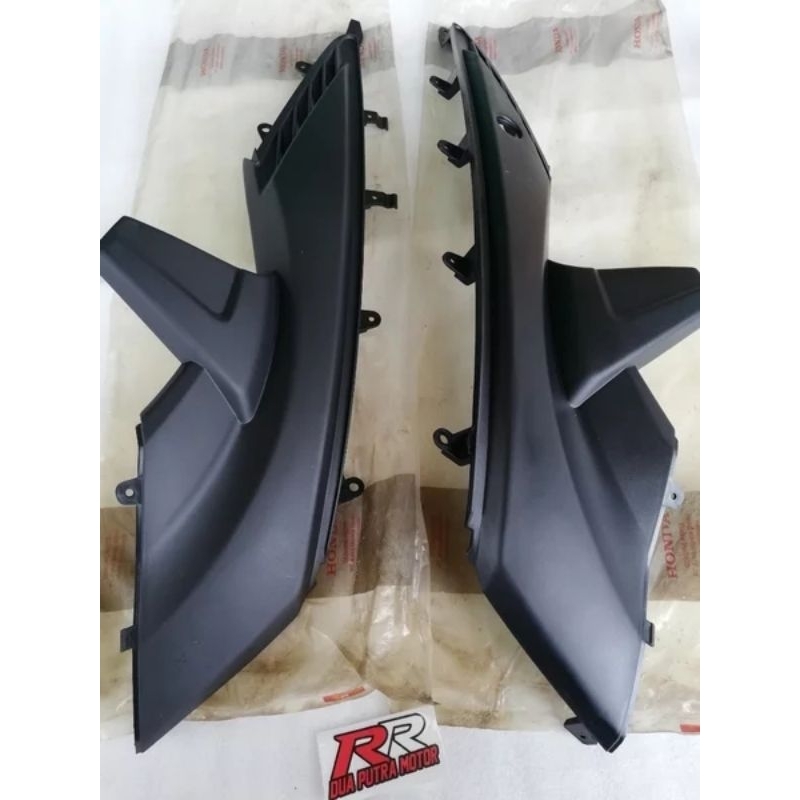 cover tutup dek deg body bodi kasar sambungan body belakang pinggir samping original ori honda vario