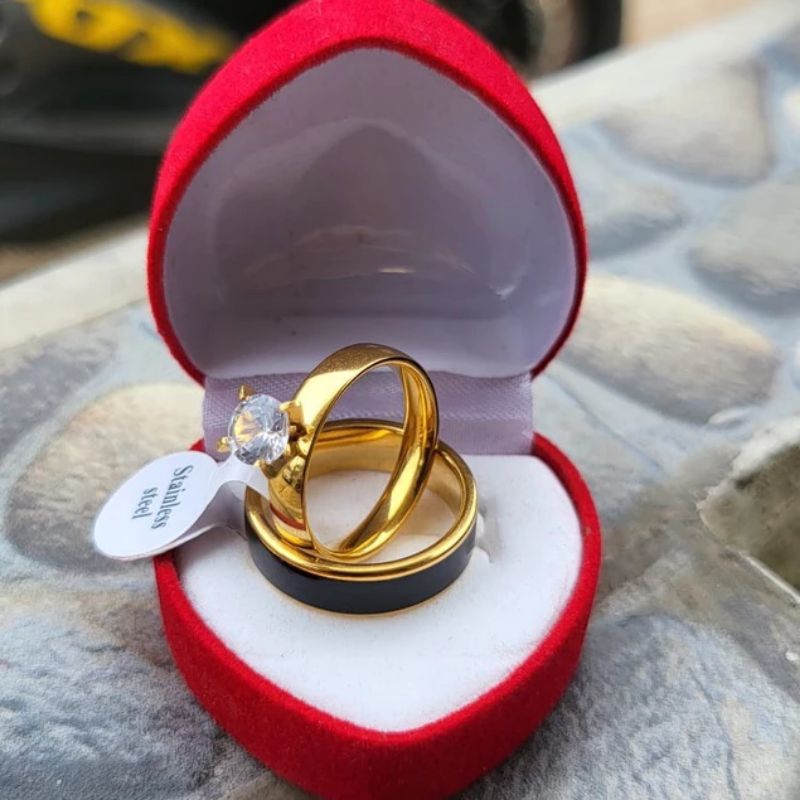 Cincin couple pasangan pria ritanium berlapis emas asli 24k