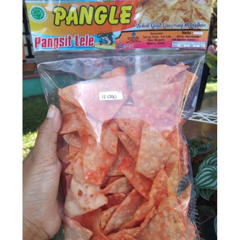 

pangsit lele (PANGLE) rasa balado 250gram