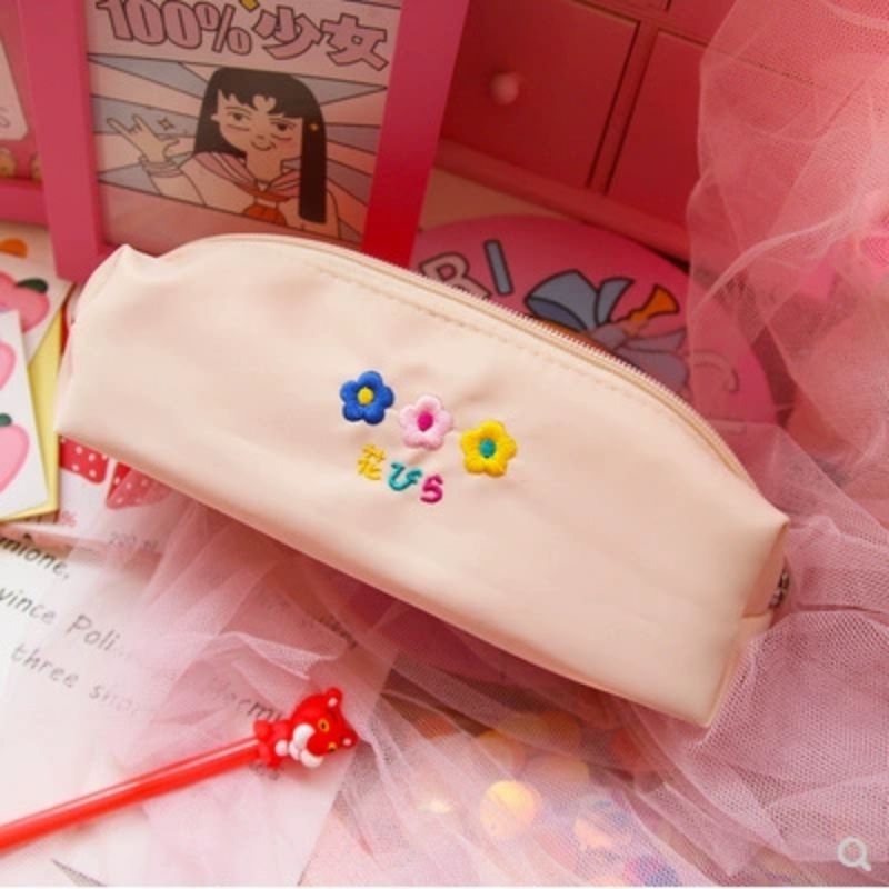 

PENCIL CASE BAHAN KAIN WATERPROF