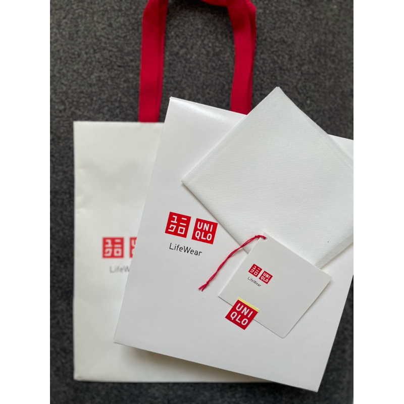 

Uniqlo Gift Set Box Original