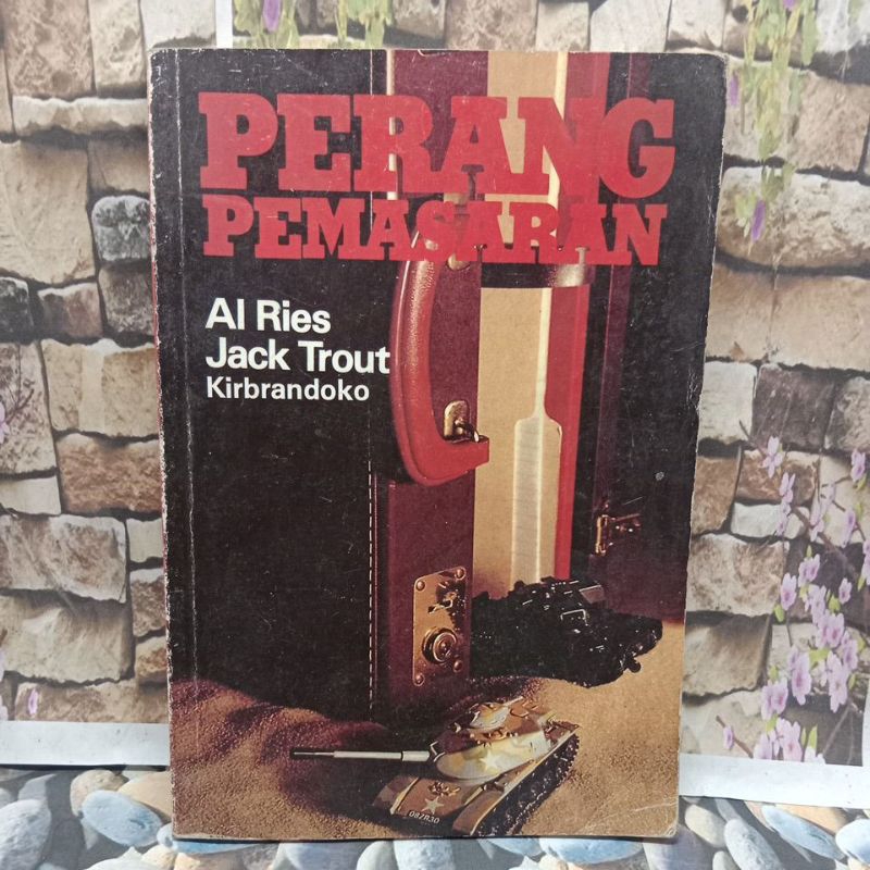 BUKU PERANG PEMASARAN AL RIES JACK TROUT KIRBRANDOKO