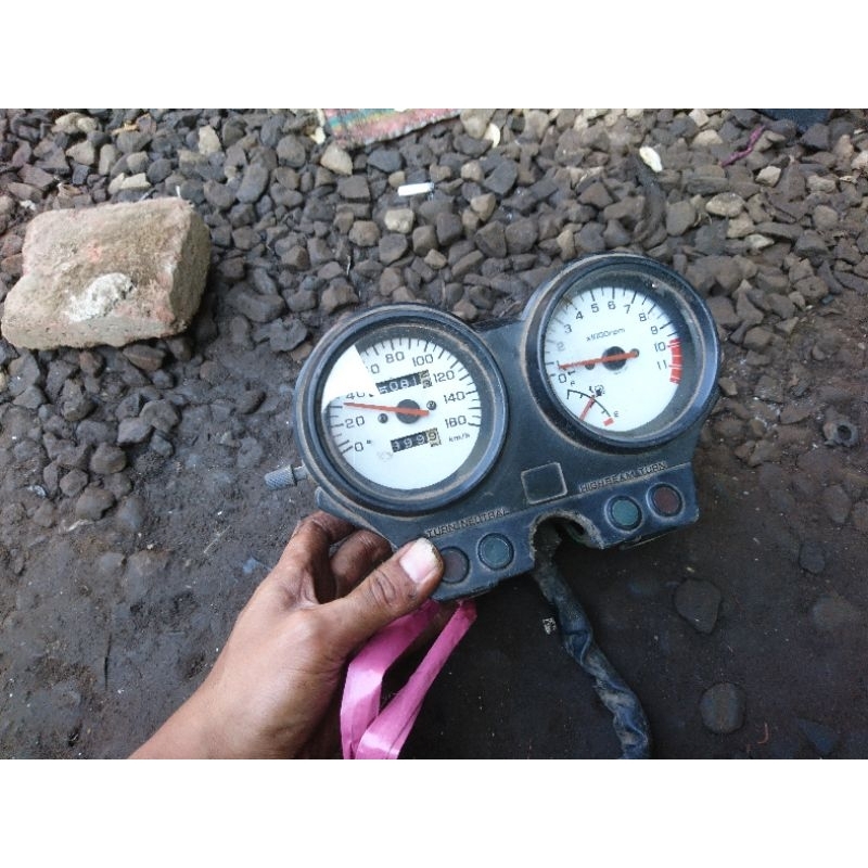 Spedometer Honda Megapro Lama Hiu Original Bekas Copotan Motor Second 2nd