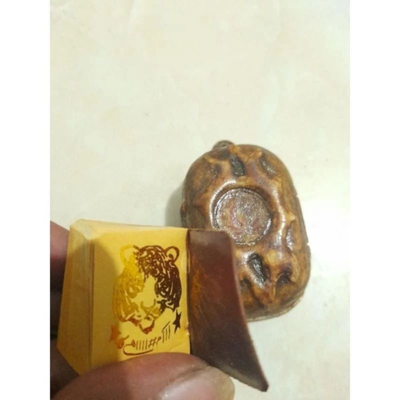 Kitabab Stambul Andarun Tinta Emas Limited + Wadah