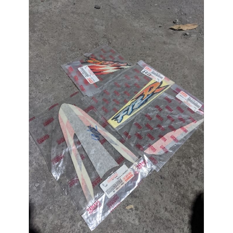 Striping f1zr fizr millenium milenium hitam original