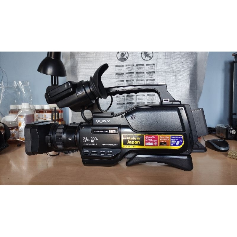 CAMERA SONY HXR MC2500, SEPAKET DENGAN TASNYA