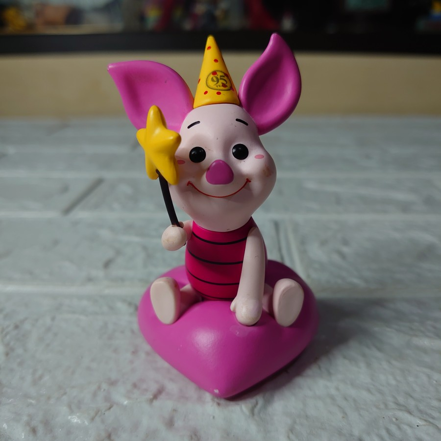 Herocross - Piglet - Pooh 95th Anniversary Mini Figure