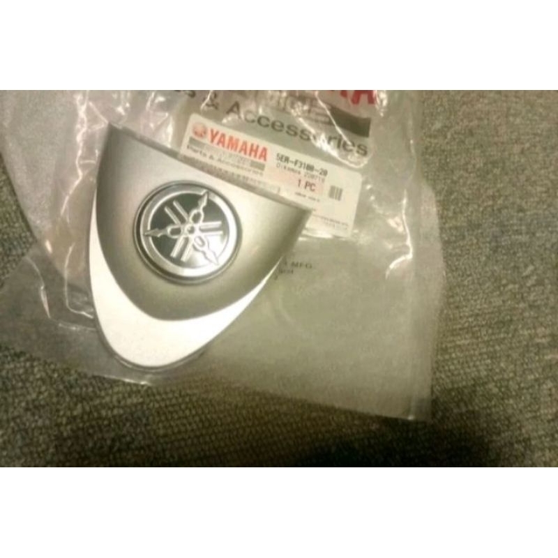 Emblem logo dasi F1ZR Force 1 Vega original yamaha