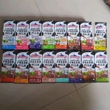 

Cimory FRESH MILK UHT (1 dus 24 pcs BOLEH MIX ) susu uht ( ada 17 varian ) 250ml