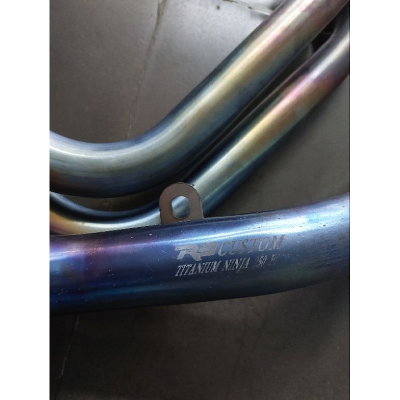 header leher R9 titanium original ninja 250 fi old