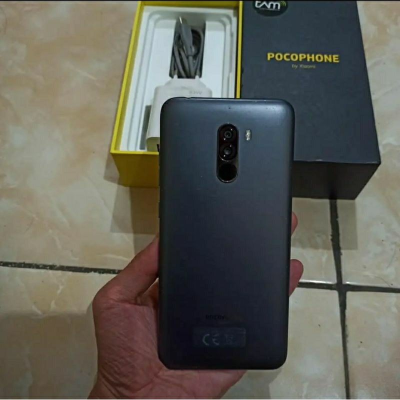 HP BEKAS PHOCOPHONE F1 RAM 6/128 GB