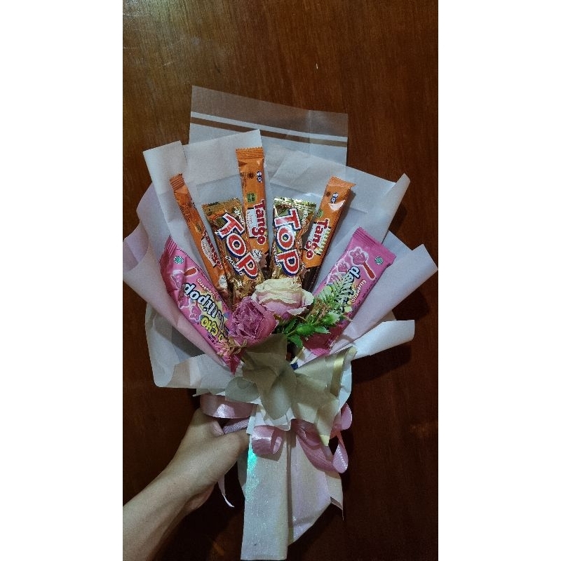 

Bucket Bunga and Snack Murah Meriah Cantikk