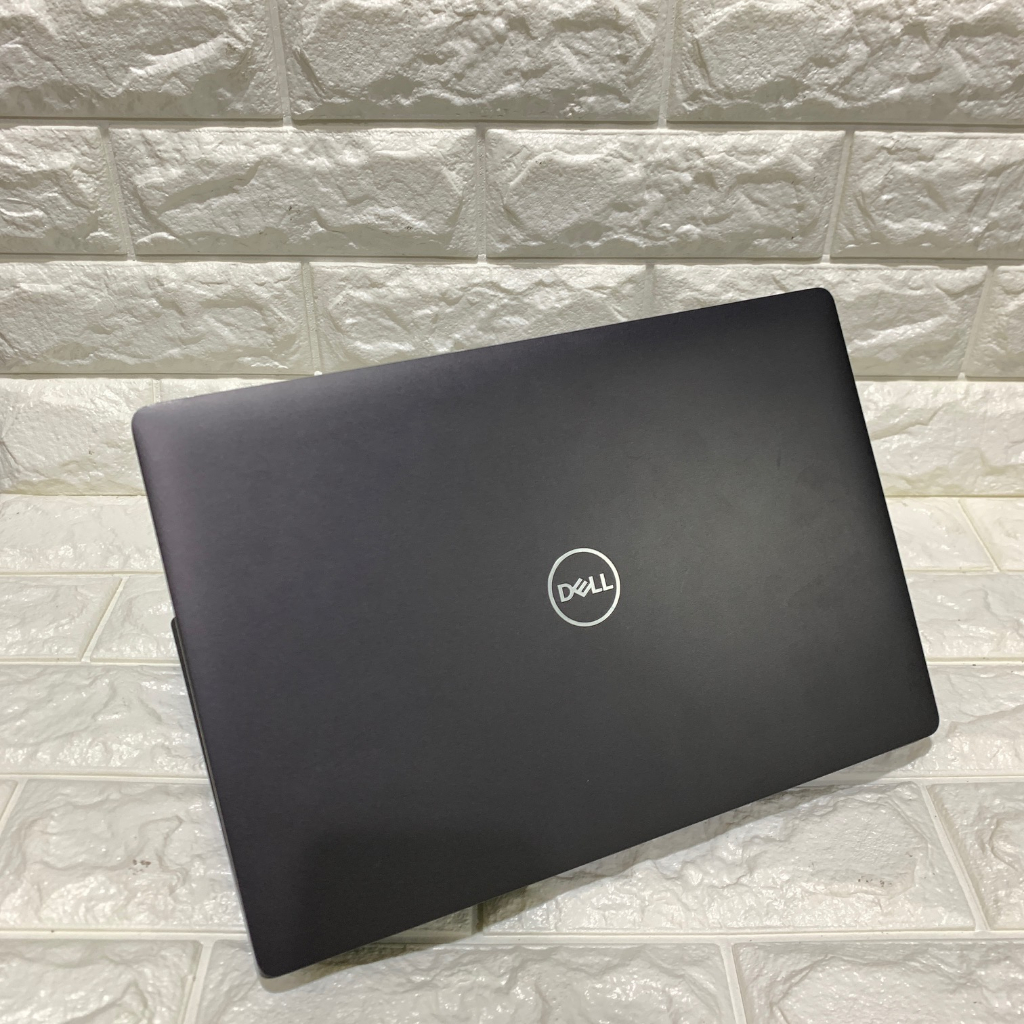 Laptop Mulus Like New Dell 5300 Core i5 Gen 8 RAM 8GB SSD 256GB