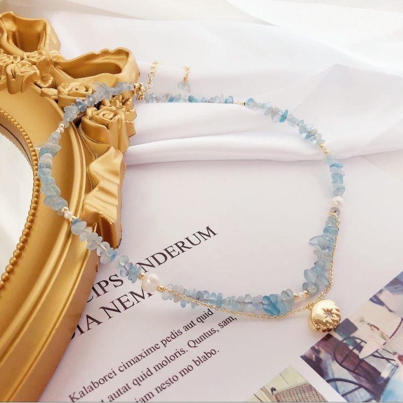 Kalung mutiara biru laut terbuat dari mutiara air tawar batu biru laut manis elegant casual