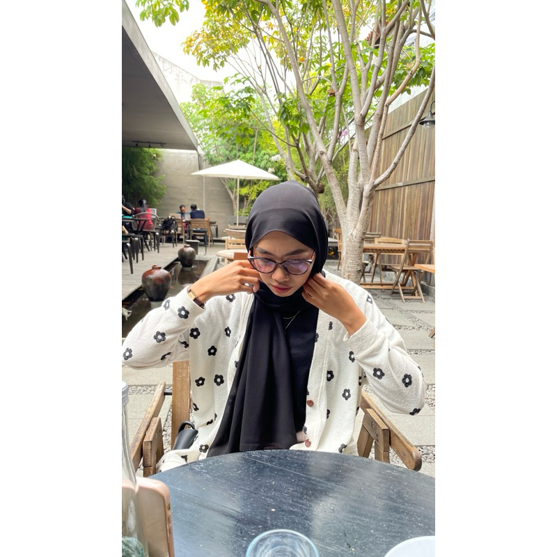 Cardigan Flower COLZa