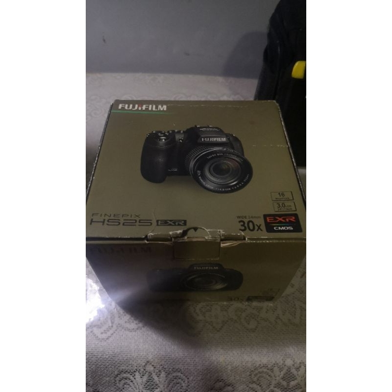 Fujifilm Finepix HS25 EXR
