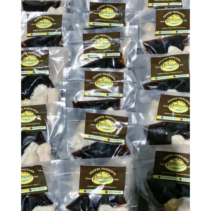 

Pempek Ikan Tenggiri