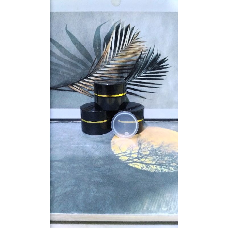 Pot Cream PS bottom 10 Gram flat hitam list Gold
