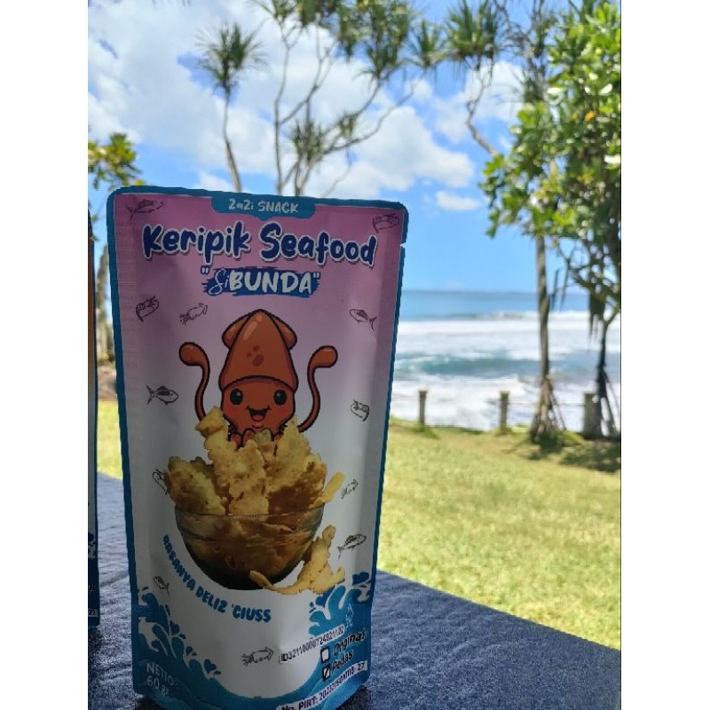 

Keripik Seafood Cumi rasa asin gurih dan pedas