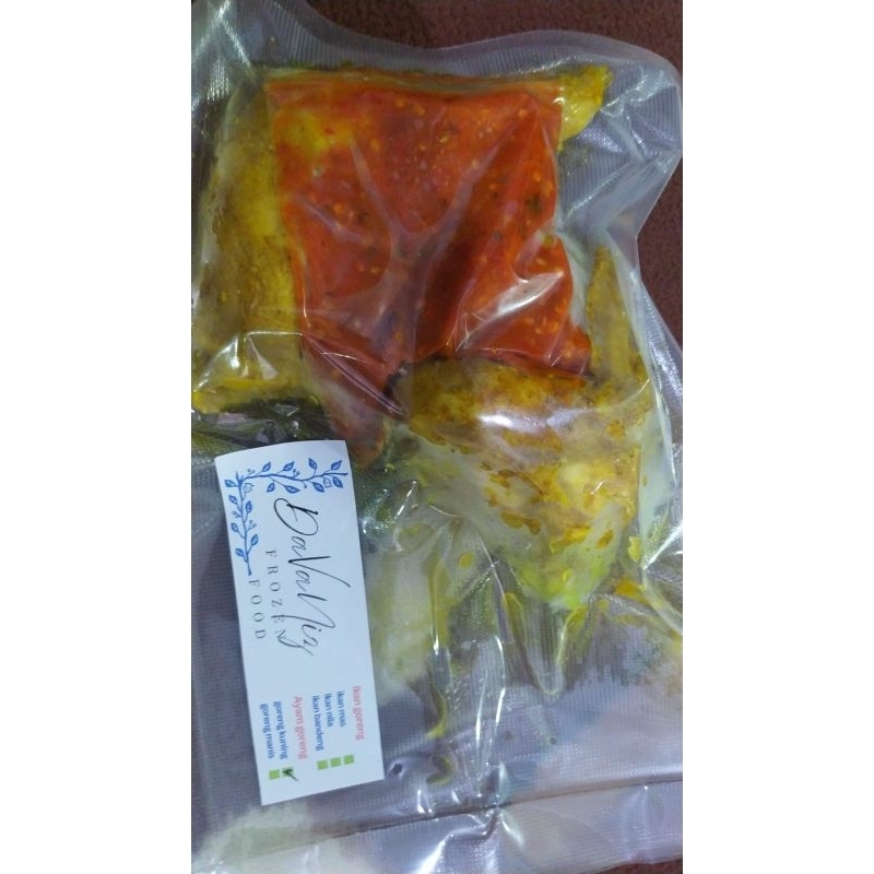 

AYAM GORENG BUMBU KUNING