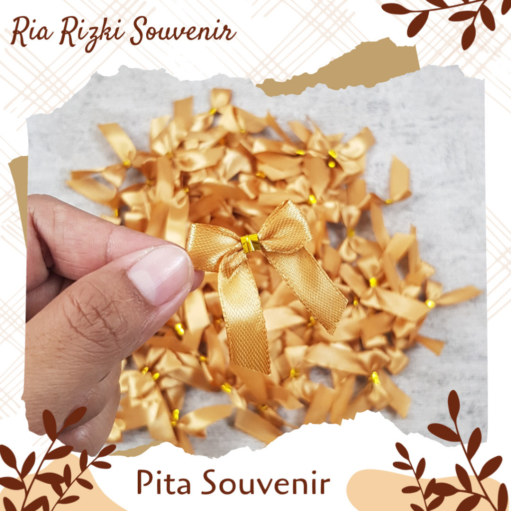 

Pita Satin 1cm/Aplikasi Pita Satin/Pita Souvernir Tempel Siap Pakai/100 pcs