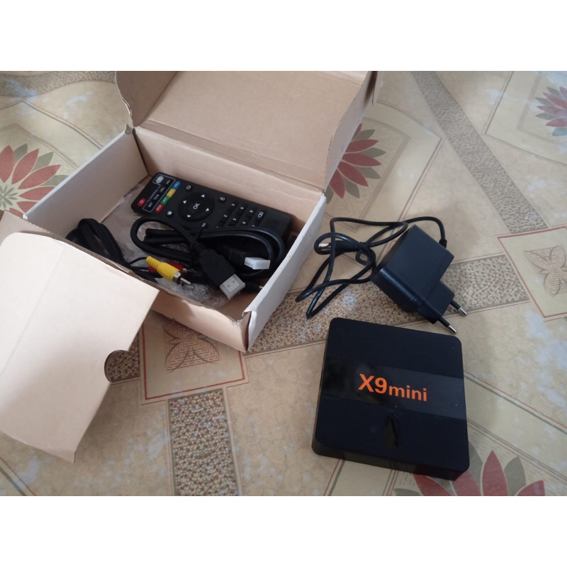 SMART TV BOX ANDROID STB X9 mini bekas mulus normal