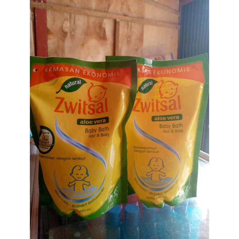 Sabun shampo bayi refil Zwitsal 450ml