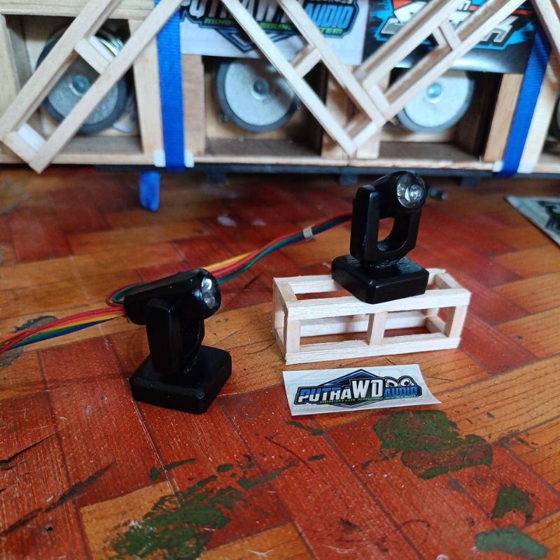 miniatur lampu beam clara parled