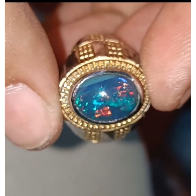 Black Opal  jarong ring titanium