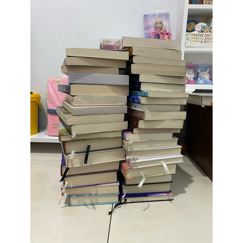 PRELOVED NOVEL HARDCOVER
