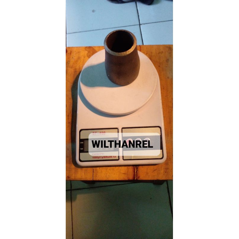 reduser concentric sch40 2 × 1 1/2 besi