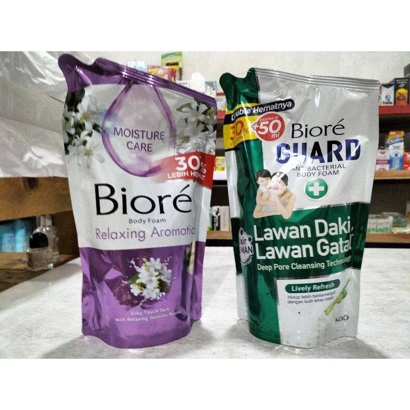 sabun cair BIORE UNGU 800gr/ hijau 850gr