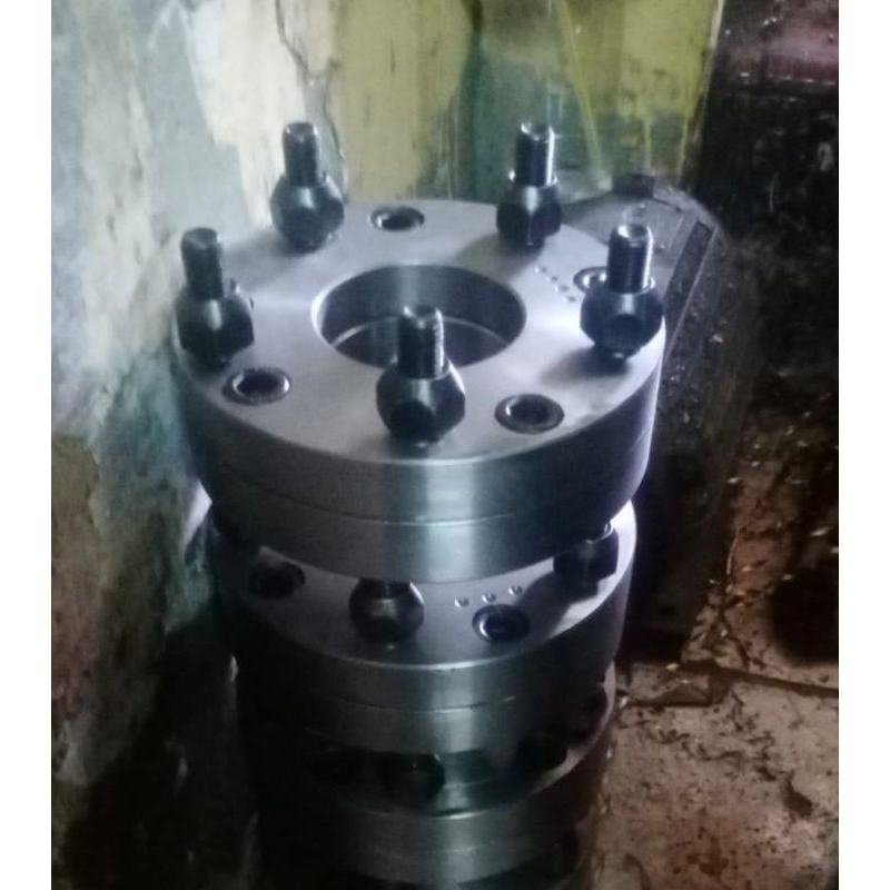 Adaptor velg 4 cm KIJANG ke VOLVO pcd 4×114 ke 5×108 ( 2 pcs )