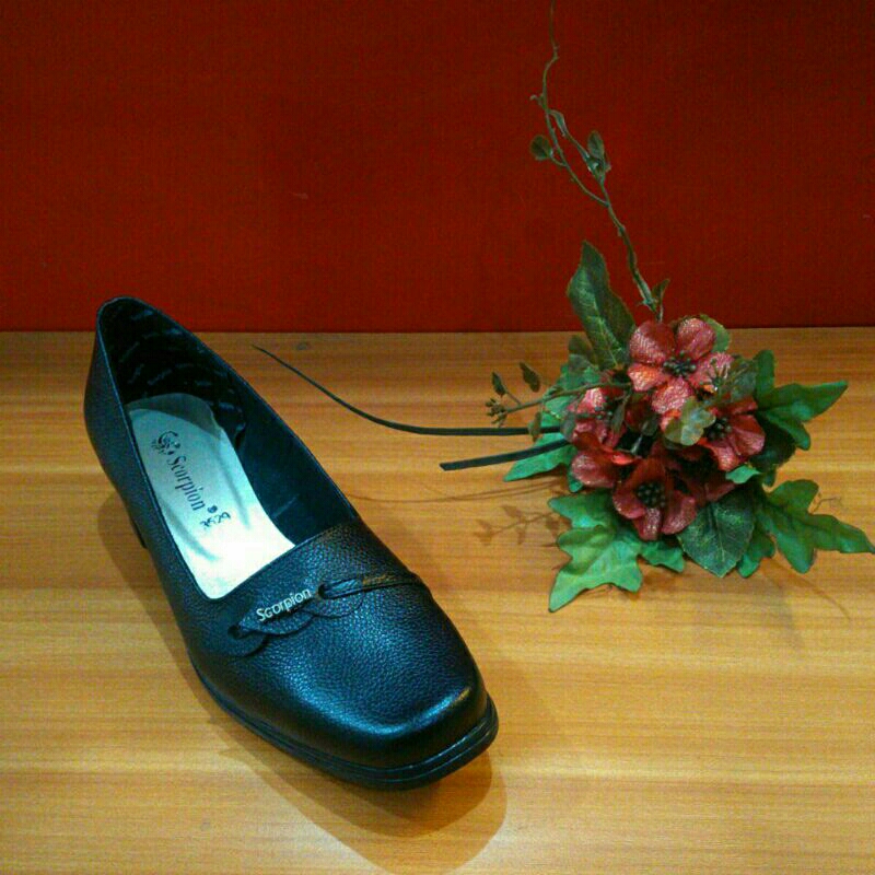 Sepatu Scorpion 3529