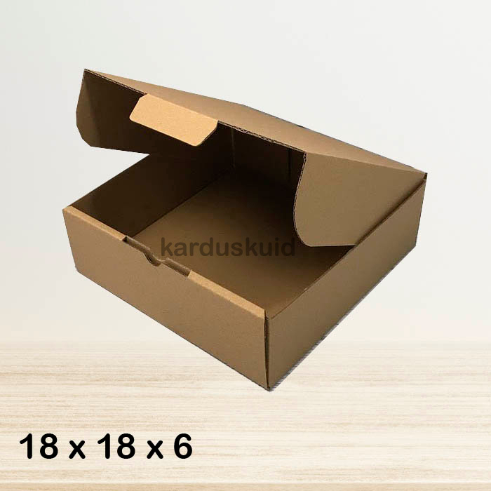 

Kardus 18 x 18 x 6 cm die cut tipe E Flute K150 box kotak karton packing
