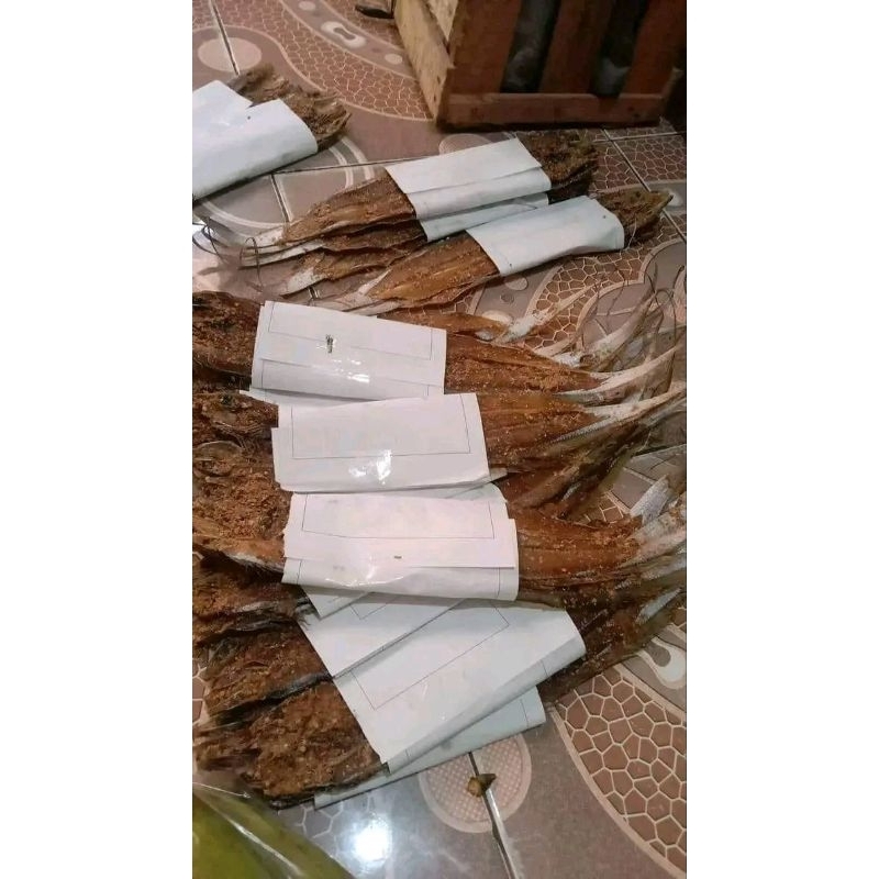 

DENDENG IKAN LAYUR /IKAN LAUT per 1pc