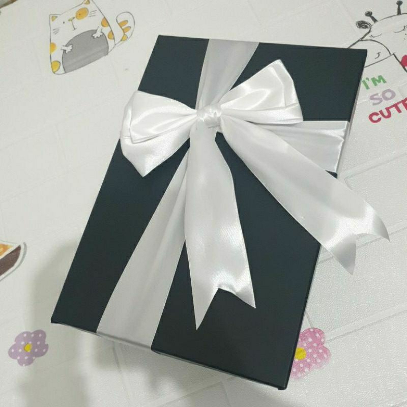 

kotak Kado Size 20 cm x 30 cm x 10 cm