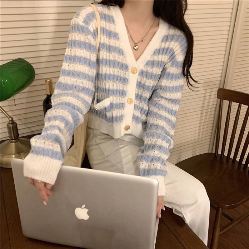 Crop Sweater Rajut Korea