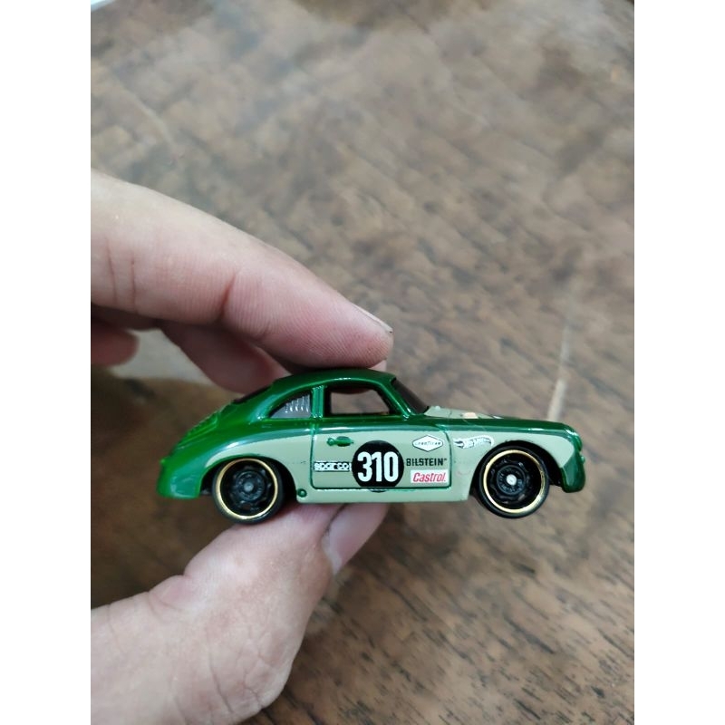 Hot Wheels Reguler Porsche 356 Outlaw Gift Pack Green Rare