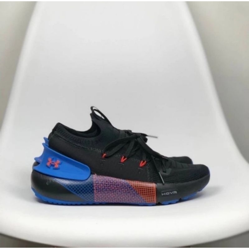 Sepatu UA phantom 3 hovr black blue