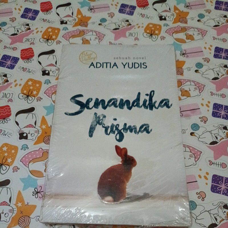 Novel Aditia Yudis - Senandika prisma