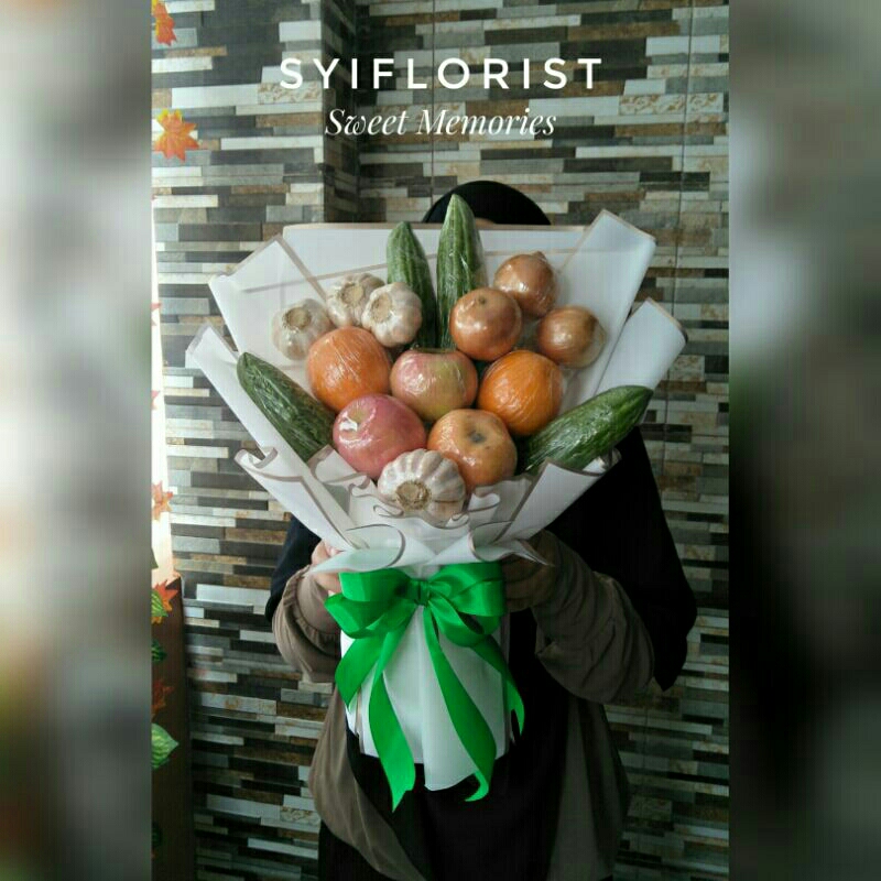 

BUKET BUAH MIX BAWANG PARE UNTUK HADIAH WISUDA, ULTAH, VALENTINE, ANNIVERSARY, HARI IBU DLL