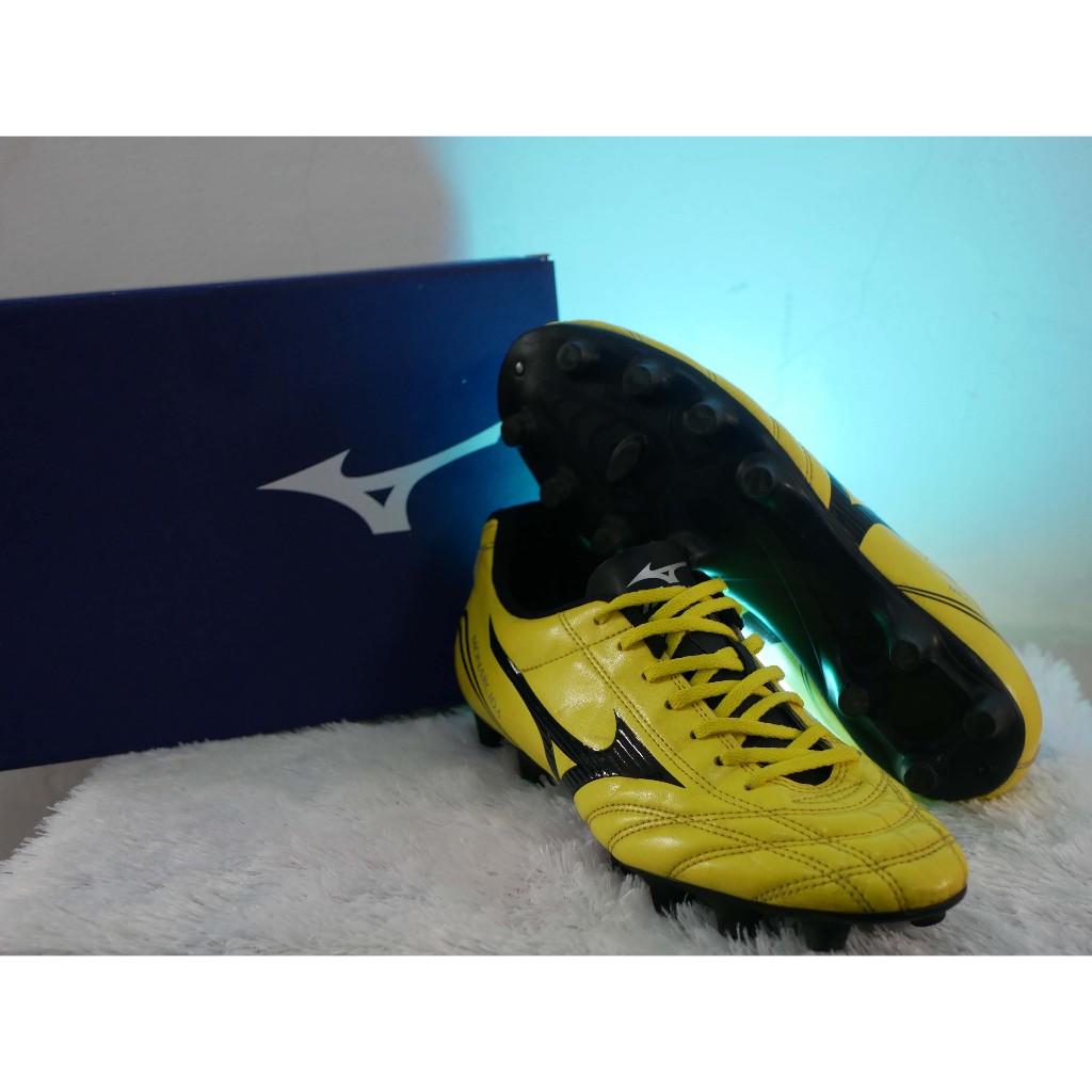 Sepatu Sepak Bola Bekas Mizuno P1GA152394 Monarcida Fs Md Wide - Bolt Black Original