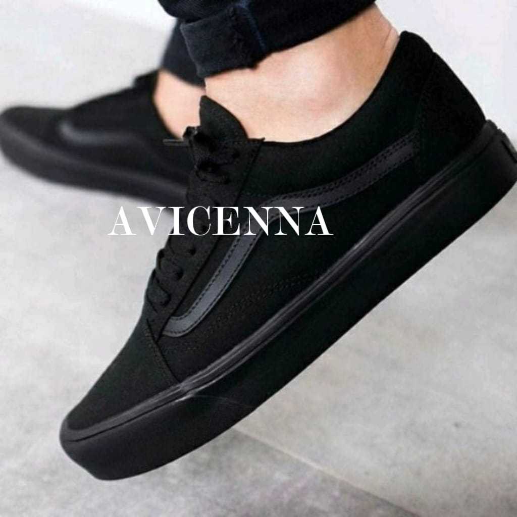 BAYAR DITEMPAT  Sepatu Sneaker kets Kasual Pria Cowok Keren Sepatu Sekolah Hitam Polos Trendy Murah 